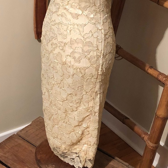 Vintage Bombshell Dress - Picture 4 of 5